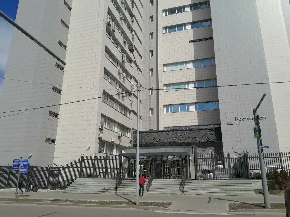 Размещаем серверы<br> в надежных дата-центрах Москвы